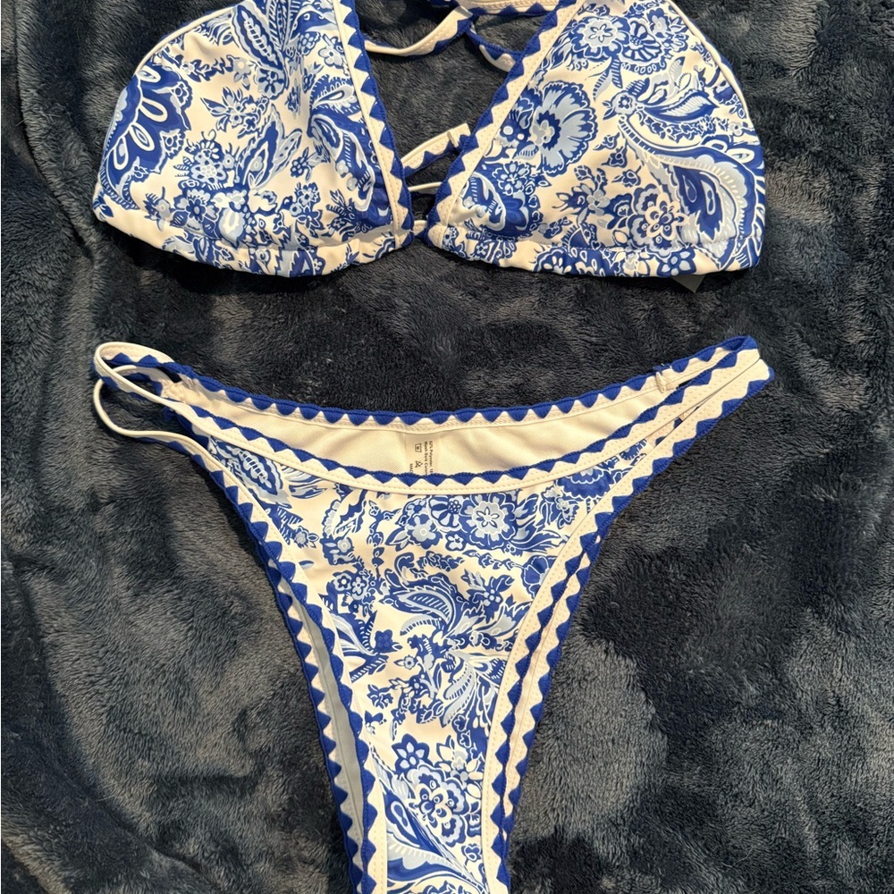 Blue & White Floral Bikini Set - Women’s Swim Bikini